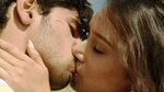 Shrada Kapoor Sexy Kisses - YouTube